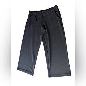 Athleta Black Cropped Drawstring Pants | 3 Front Pockets | Athleisure | Large